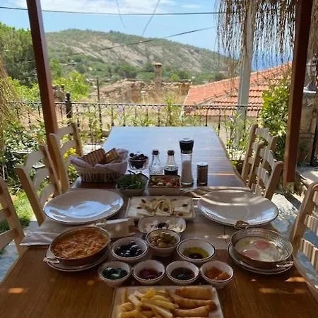 Alojamento de Acomodação e Pequeno-almoço Arikli Kazdaglari *